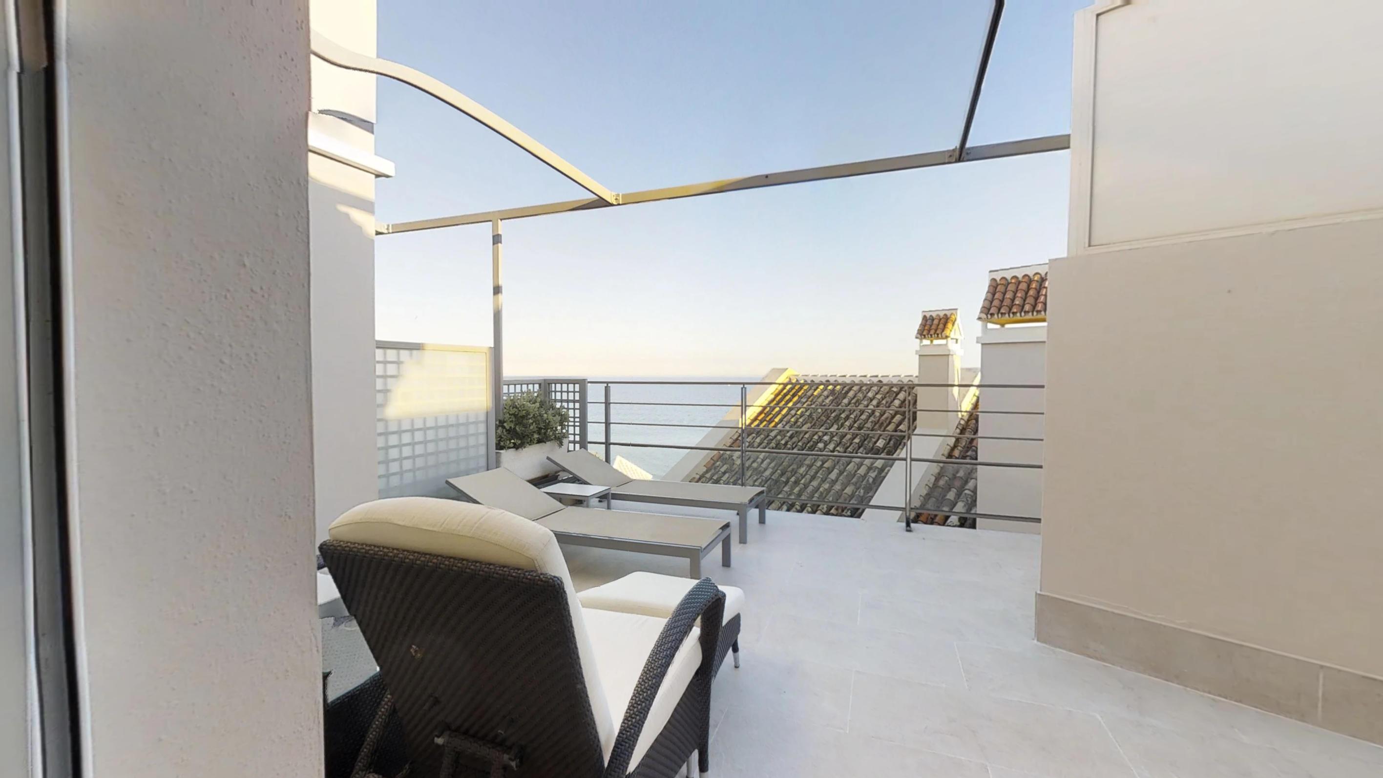 Vincci Selección Aleysa Benalmádena Exterior foto 3D rendering of a balcony